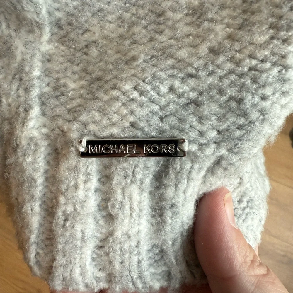 Michael Kors Light Gray Knit‎ Sweater